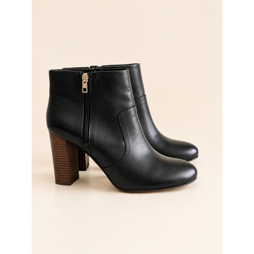 Black Leather Ankle Boots Block Heel Side Zip Career Quiet Luxury Size 9.5